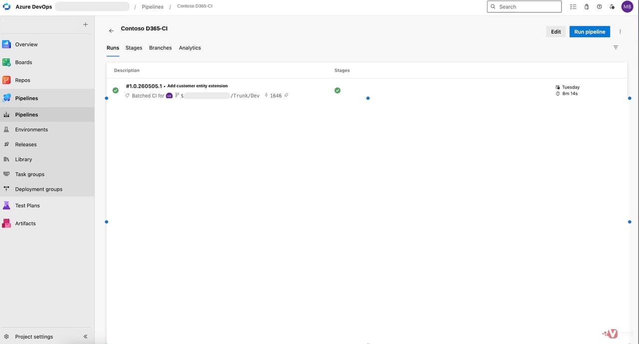 Pipeline runs list showing a successful first run of the build pipeline.